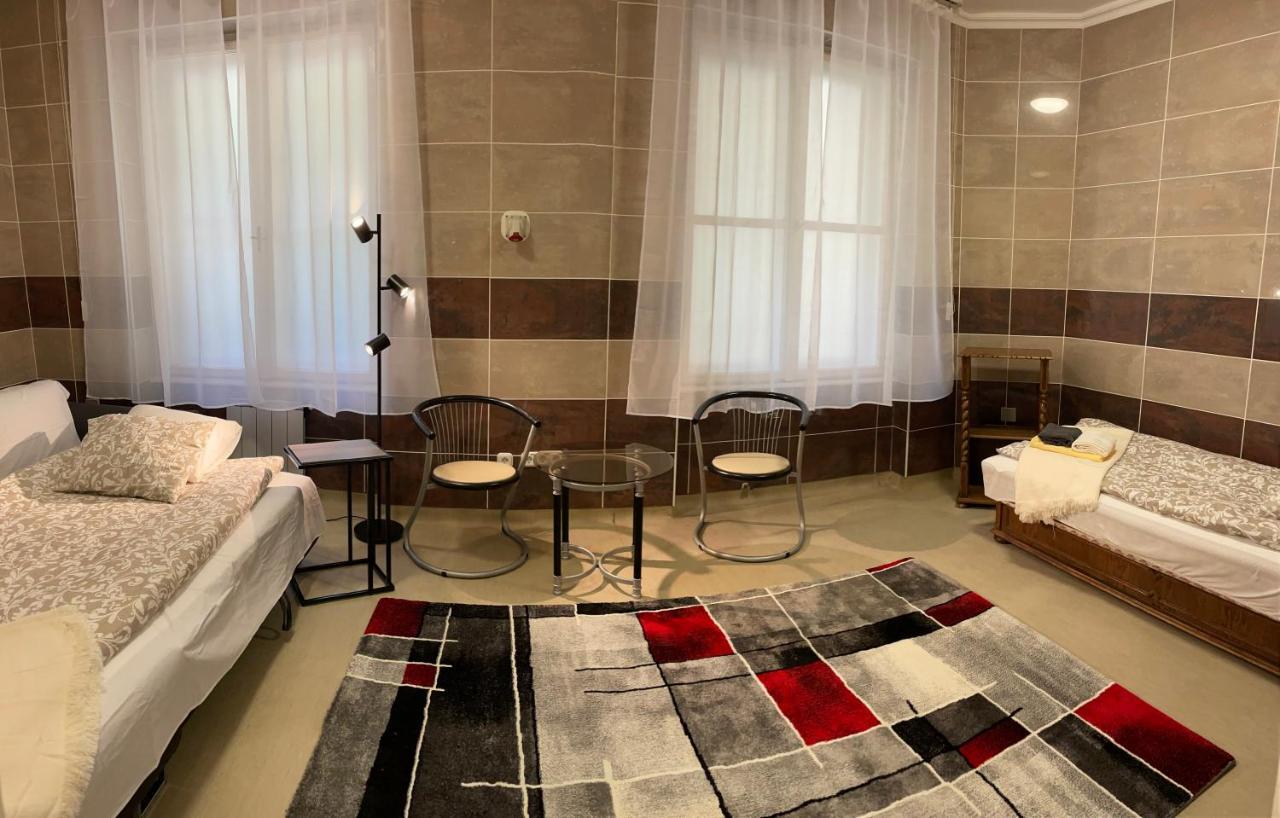 בודפשט Buda Castle Apartment מראה חיצוני תמונה